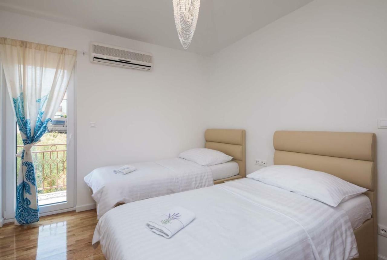 Villa" Arijana 2" Slatine Ngoại thất bức ảnh
